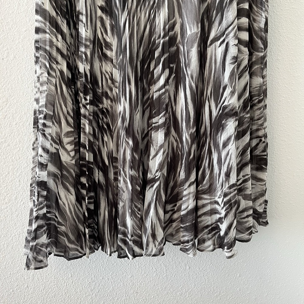 Talbots Women's Midi Skirt Size 10 Black Ivory Print Accordion Sheer Lined Zip - Picture 9 of 15